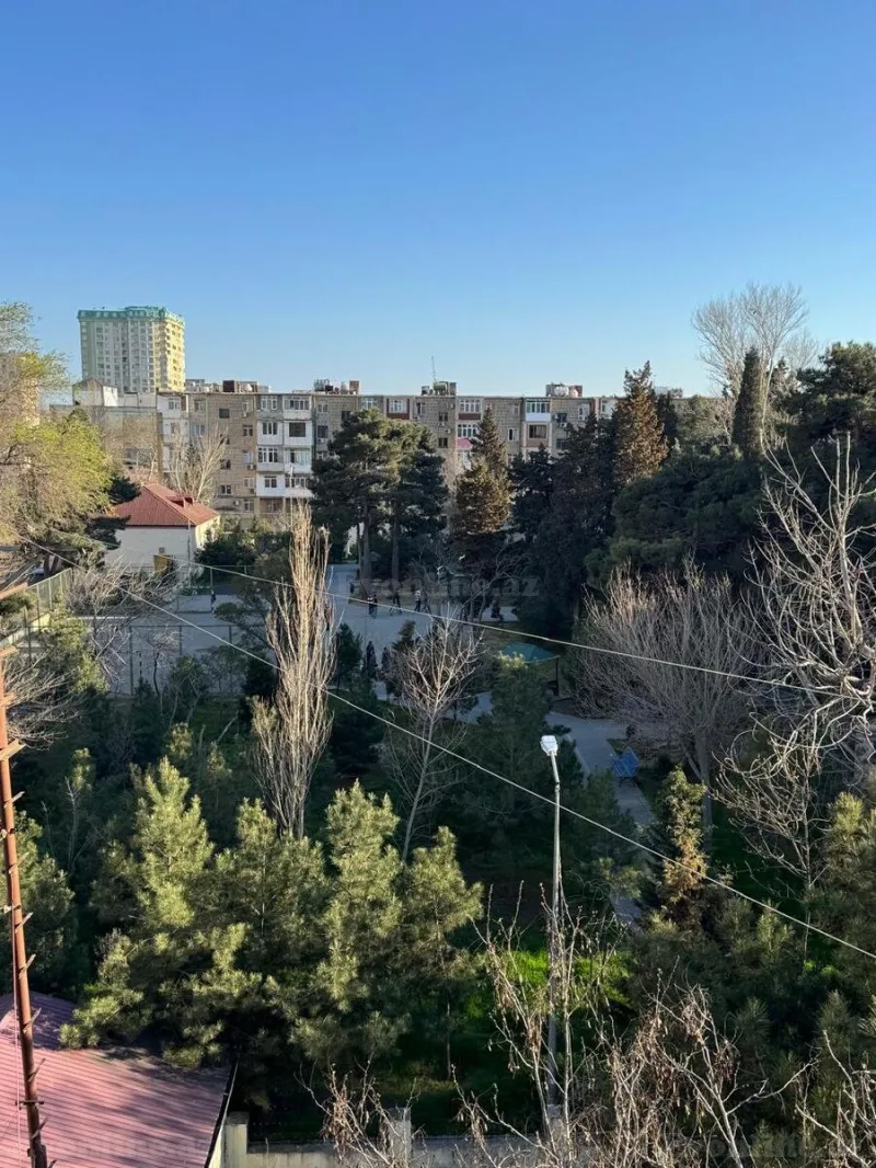 Satılır 3 otaqlı Mənzil Köhnə tikili 74 m² İnşaatçılar m. - şəkil 7