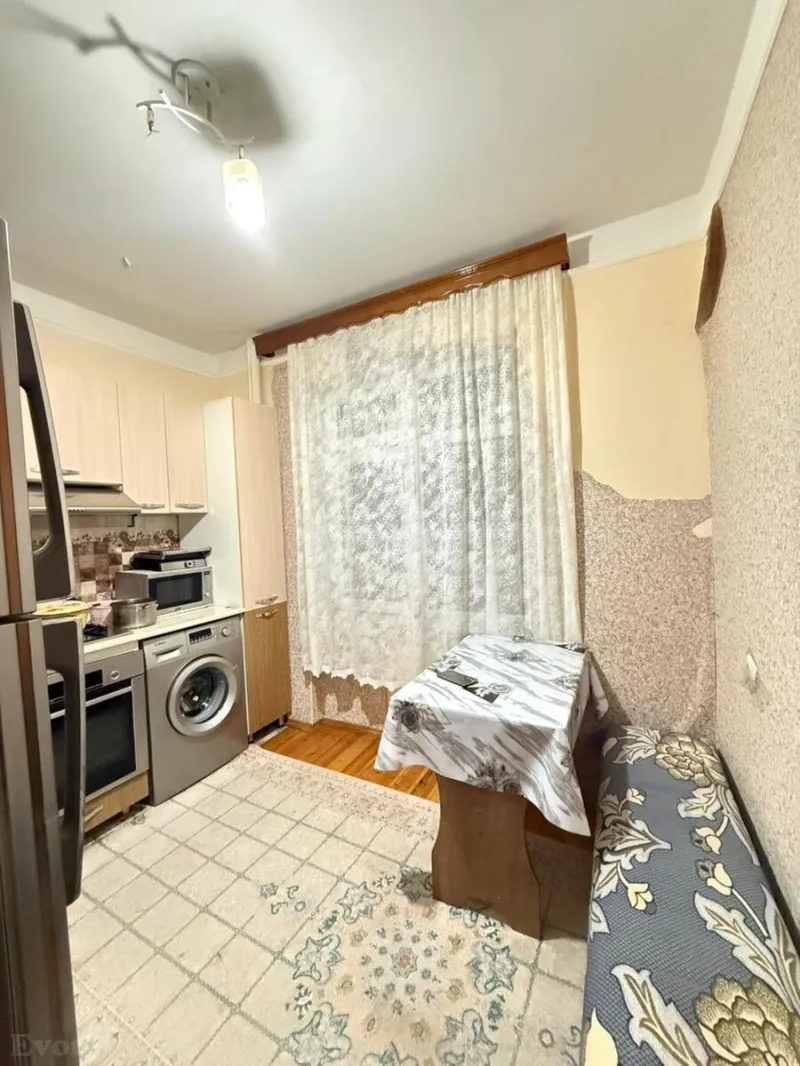 Satılır 2 otaqlı Mənzil Köhnə tikili 65 m² Əhmədli - şəkil 6