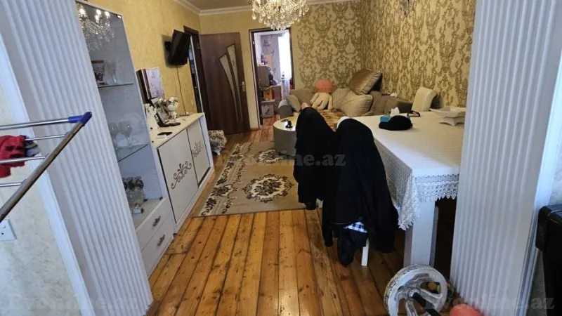 Satılır 3 otaqlı Mənzil Köhnə tikili 90 m² Yasamal - şəkil 2