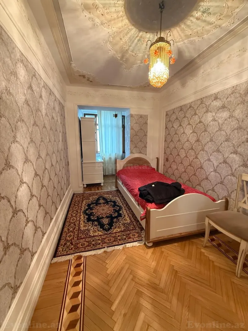 Kirayə verilir 3 otaqlı Mənzil Köhnə tikili 85 m² Nərimanov r. - şəkil 12
