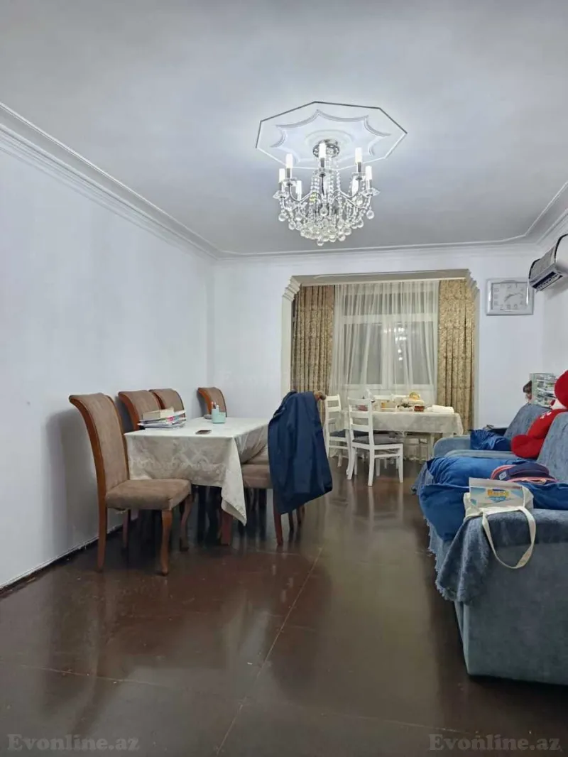 Satılır 3 otaqlı Mənzil Köhnə tikili 63 m² Yasamal