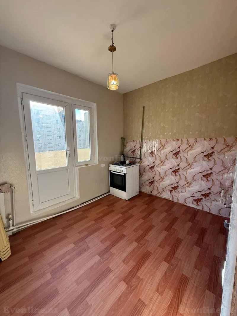 Satılır 3 otaqlı Mənzil Yeni tikili 80 m² Xalqlar Dostluğu m. - şəkil 4