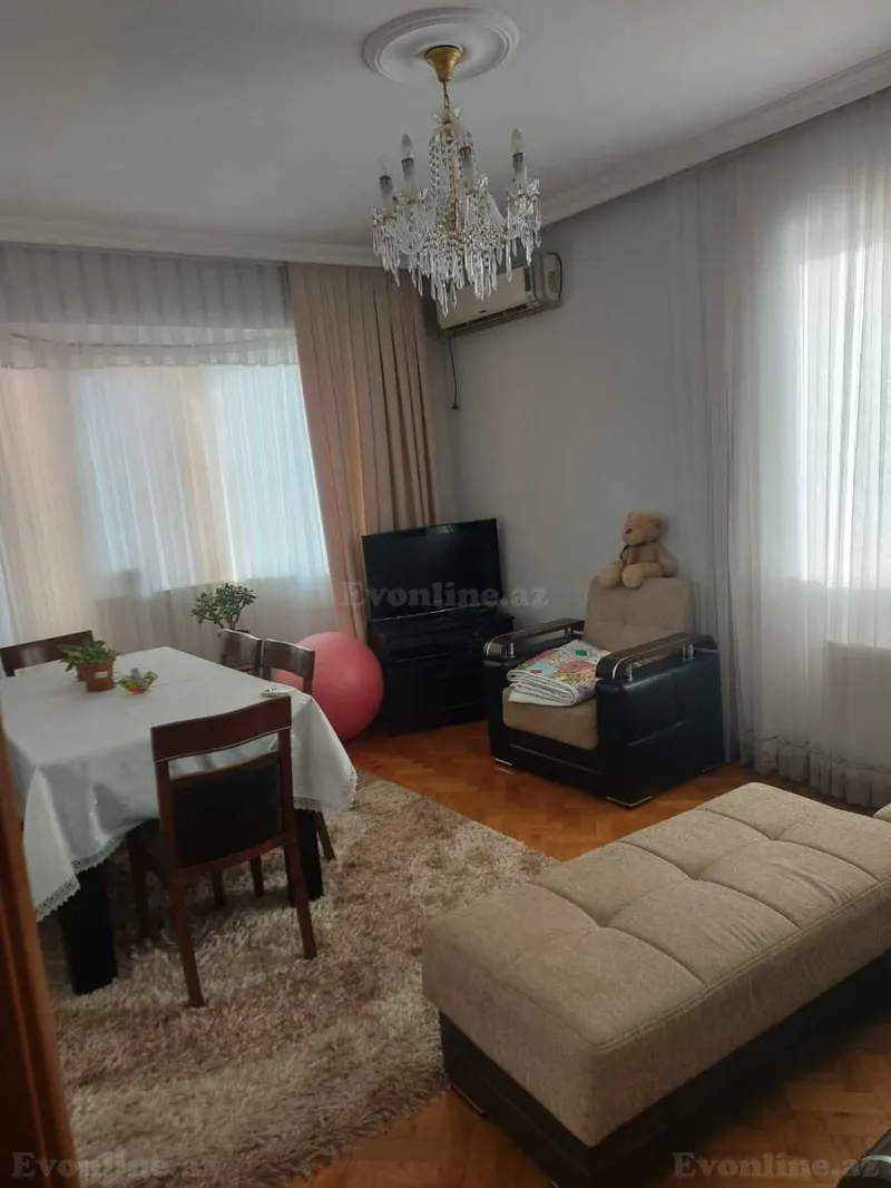 Kirayə verilir 3 otaqlı Mənzil Yeni tikili 100 m² Xətai m.