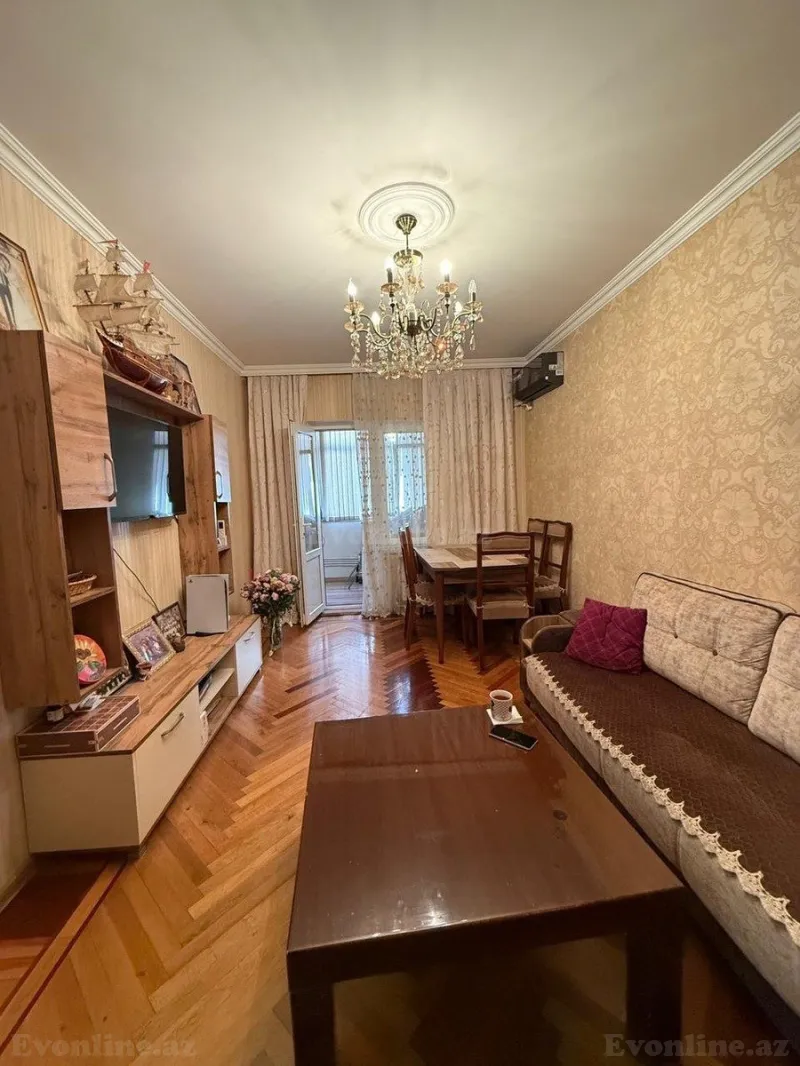 Satılır 3 otaqlı Mənzil Köhnə tikili 90 m² Yeni Yasamal - şəkil 2