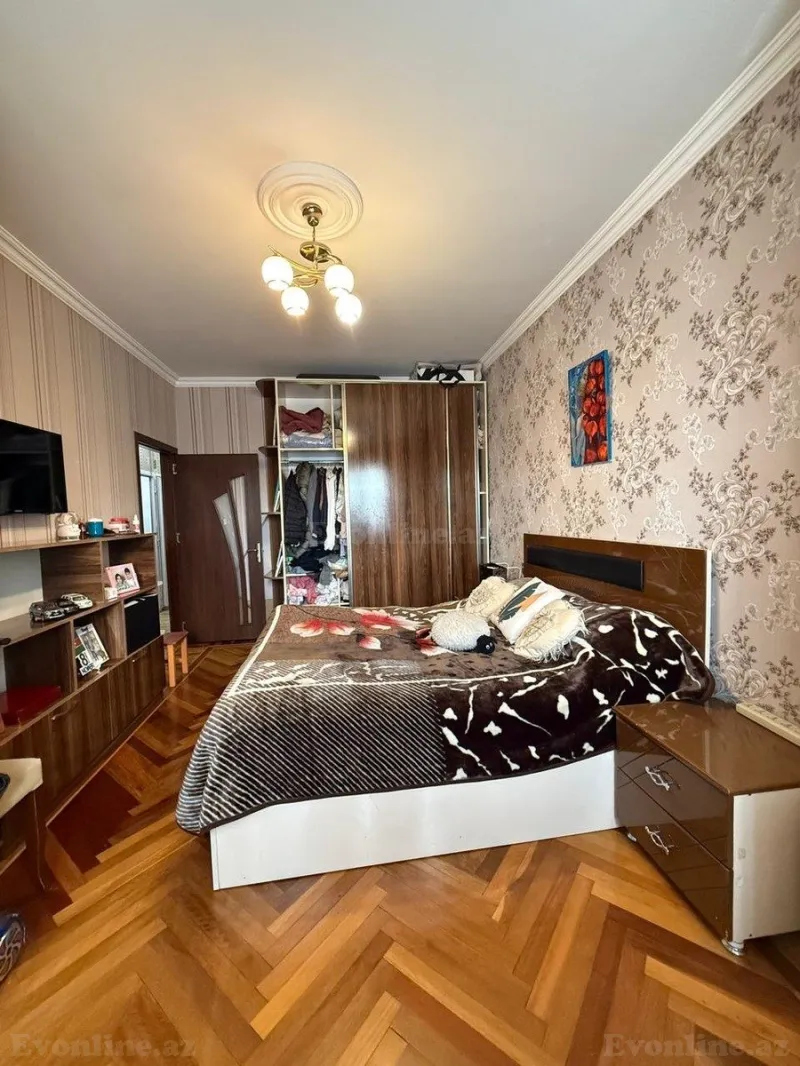 Satılır 3 otaqlı Mənzil Köhnə tikili 90 m² Yeni Yasamal - şəkil 8