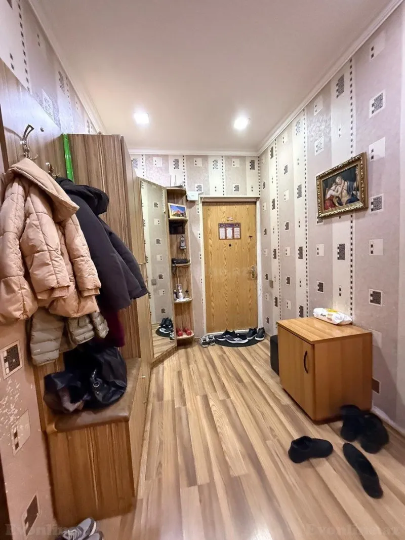 Satılır 3 otaqlı Mənzil Köhnə tikili 90 m² Yeni Yasamal - şəkil 13