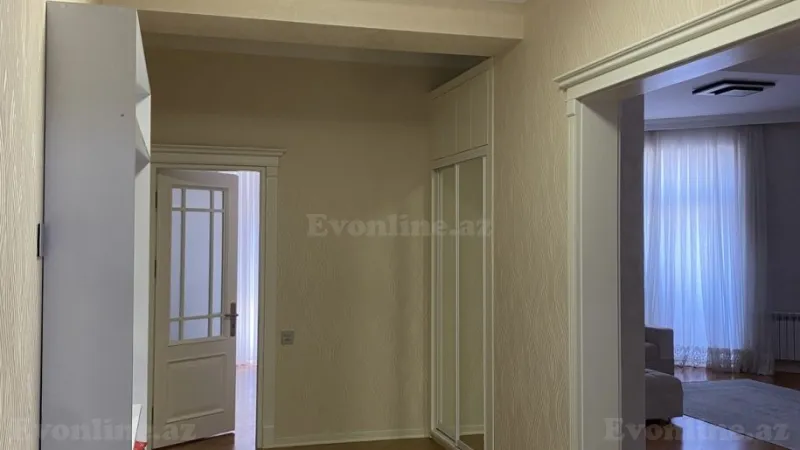 Kirayə verilir 3 otaqlı Mənzil Yeni tikili 155 m² Xətai r. - şəkil 2