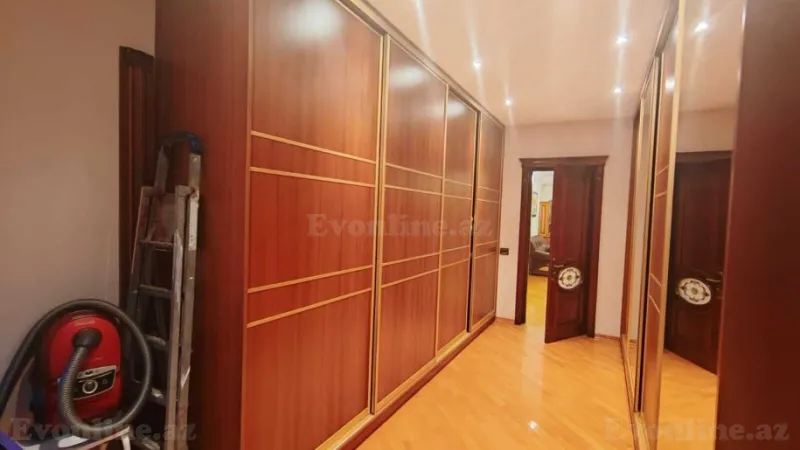 Satılır 4 otaqlı Mənzil Yeni tikili 240 m² Nizami m. - şəkil 22