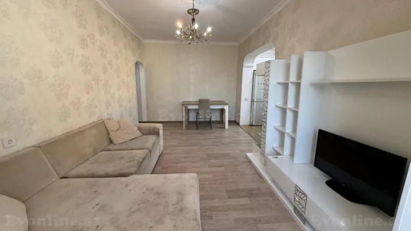 Satılır 1 otaqlı Mənzil Köhnə tikili 50 m² 8-ci mikrorayon - şəkil 3