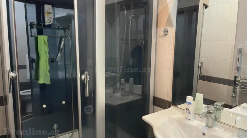 Kirayə verilir 3 otaqlı Mənzil Yeni tikili 153 m² Nərimanov r. - şəkil 9