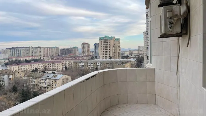 Kirayə verilir 3 otaqlı Mənzil Yeni tikili 153 m² Nərimanov r. - şəkil 16