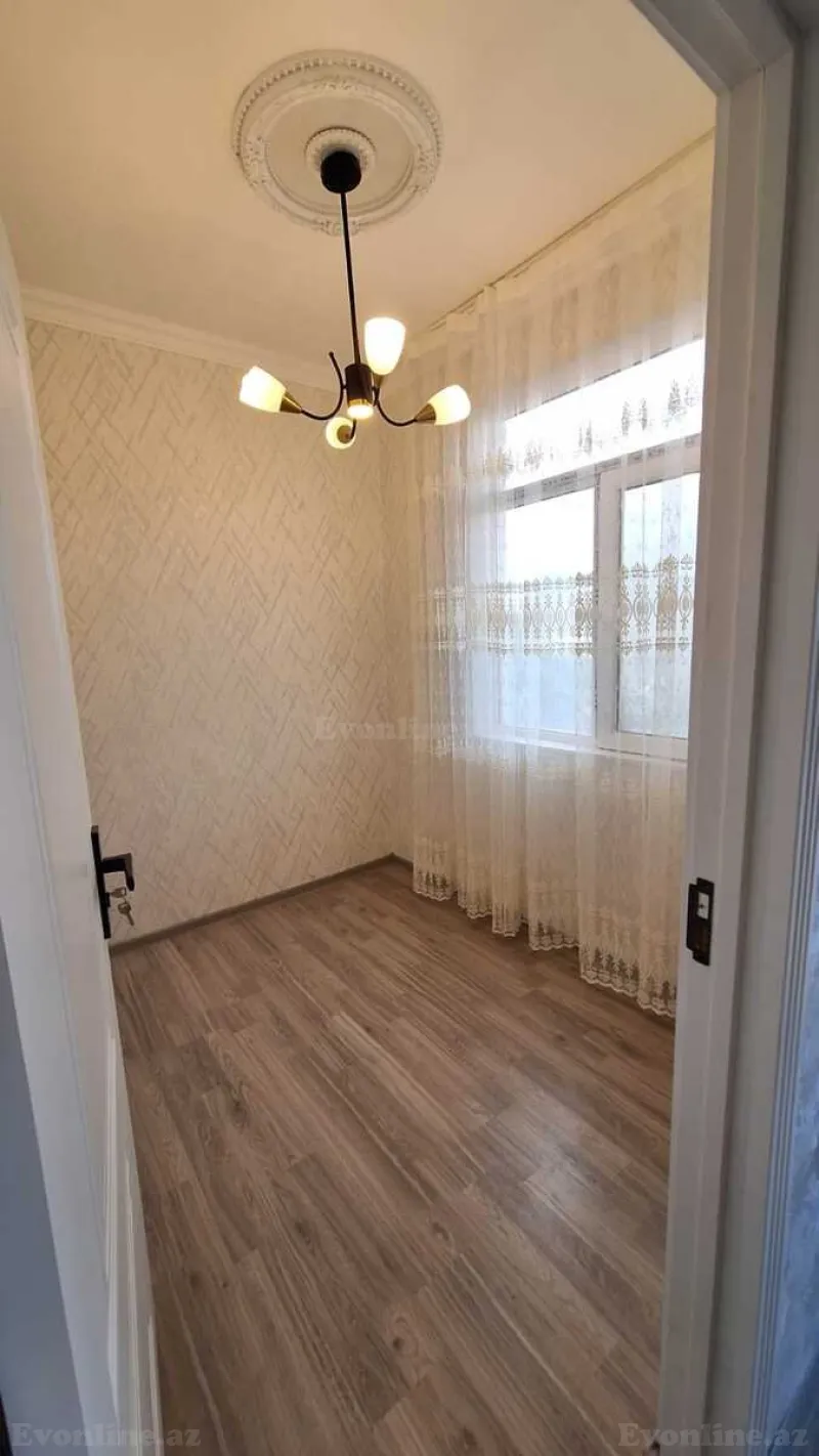 Satılır 2 otaqlı Mənzil Köhnə tikili 45 m² 3-cü mikrorayon - şəkil 7