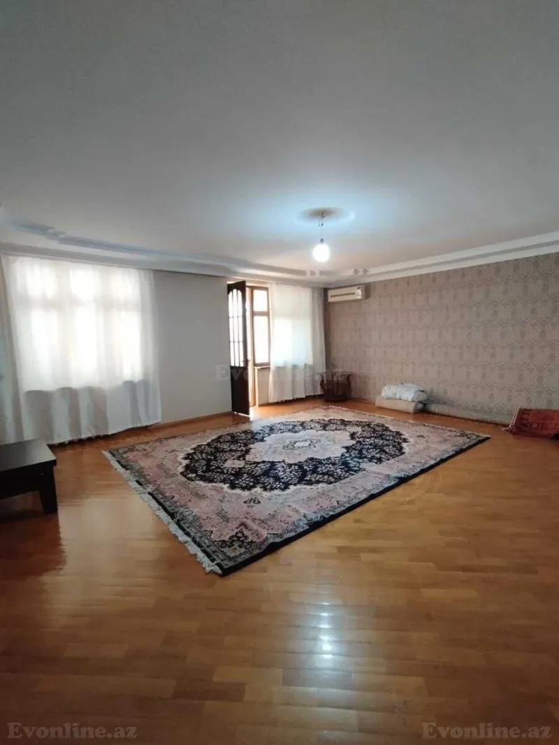 Satılır 5 otaqlı Mənzil Köhnə tikili 140 m² 2-ci mikrorayon - şəkil 2