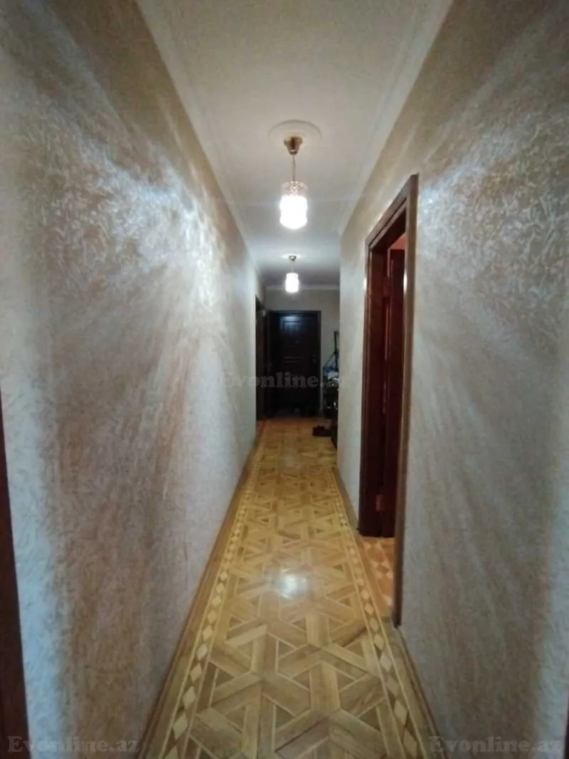 Satılır 5 otaqlı Mənzil Köhnə tikili 140 m² 2-ci mikrorayon - şəkil 4