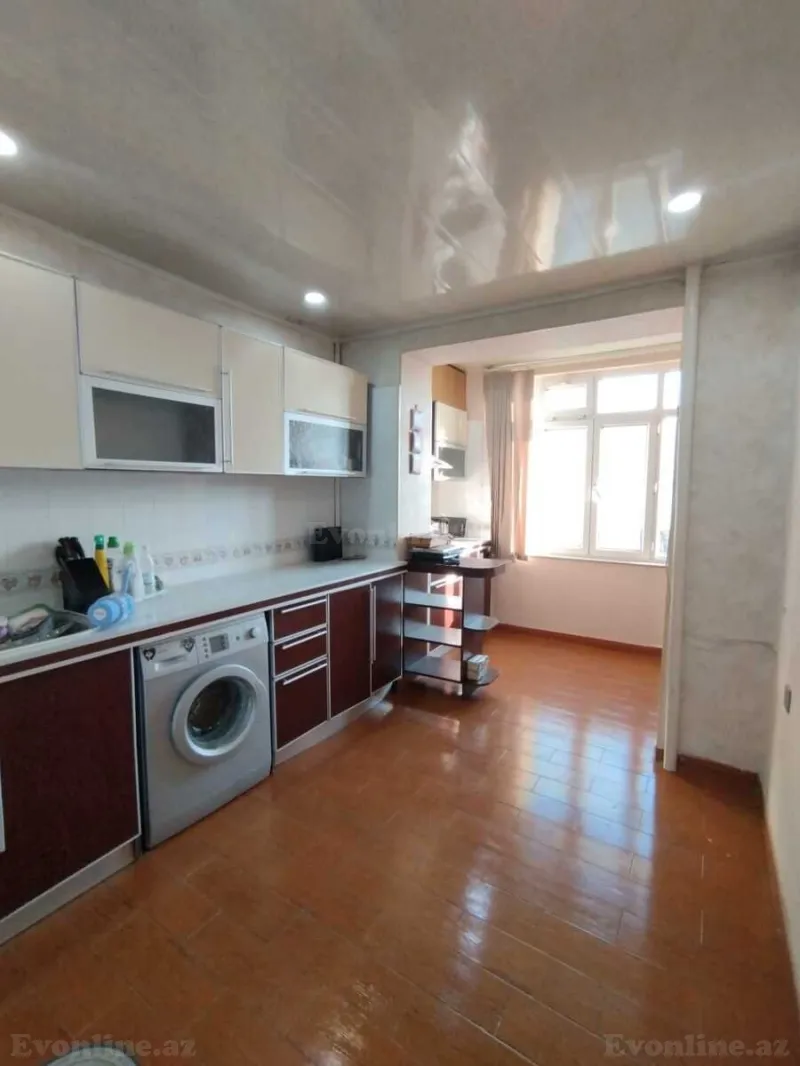 Satılır 5 otaqlı Mənzil Köhnə tikili 140 m² 2-ci mikrorayon - şəkil 9