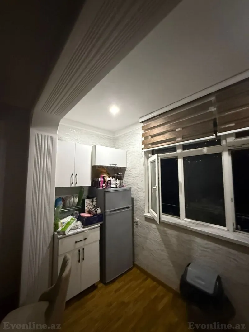 Satılır 3 otaqlı Mənzil Köhnə tikili 70 m² 4-cü mikrorayon - şəkil 9