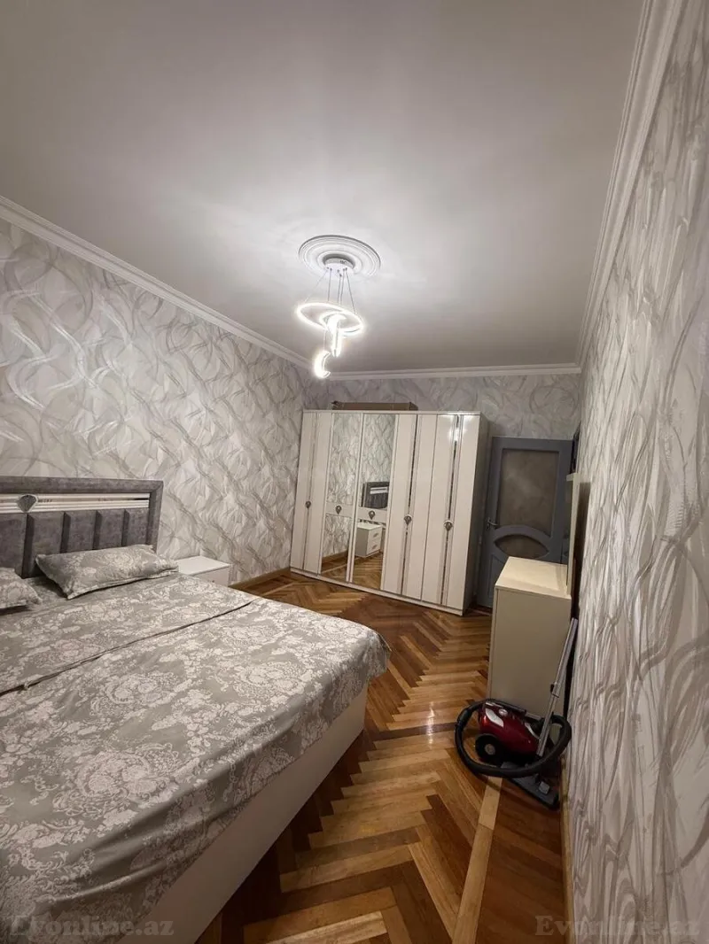 Satılır 3 otaqlı Mənzil Köhnə tikili 70 m² 4-cü mikrorayon - şəkil 13