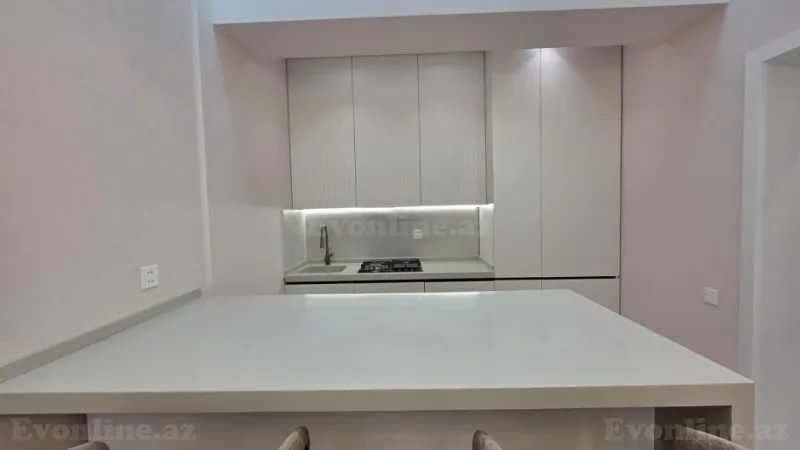 Kirayə verilir 3 otaqlı Mənzil Yeni tikili 100 m² Xətai m. - şəkil 7