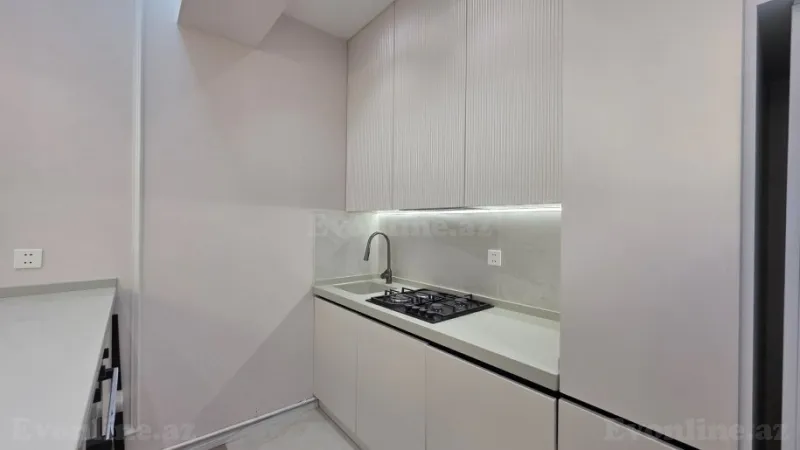 Kirayə verilir 3 otaqlı Mənzil Yeni tikili 100 m² Xətai m. - şəkil 8