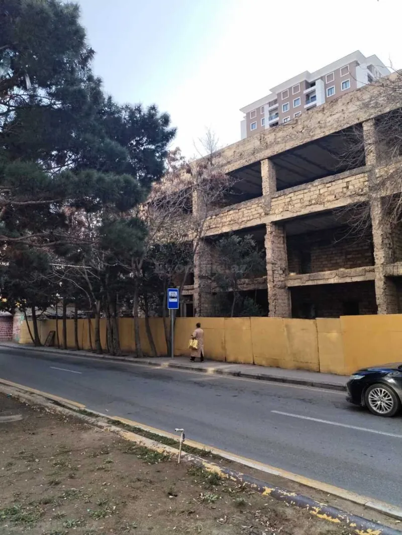 Satılır Obyekt 2742.4 m² Nərimanov r.