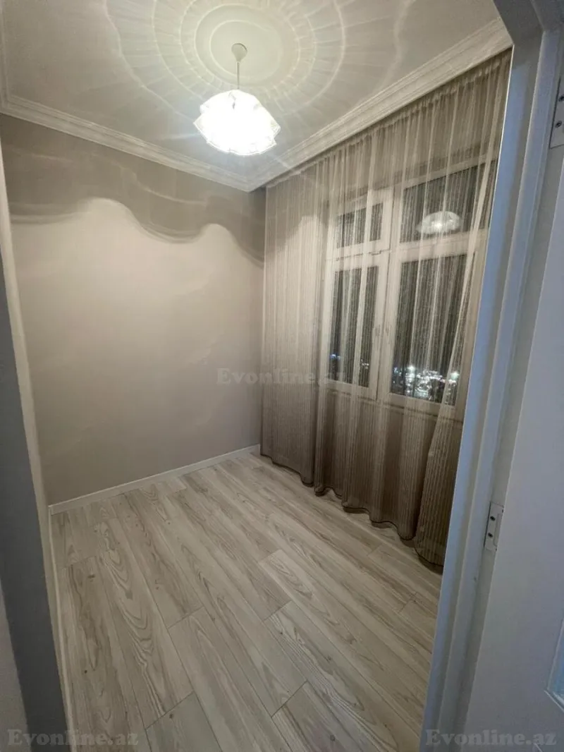 Satılır 2 otaqlı Mənzil Köhnə tikili 45 m² 3-cü mikrorayon - şəkil 3