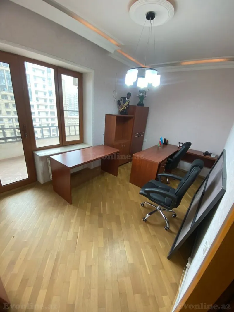 Kirayə verilir Ofis 160 m² Nizami m. - şəkil 10