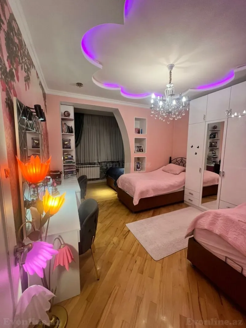 Satılır 3 otaqlı Mənzil Yeni tikili 135 m² İnşaatçılar m. - şəkil 7