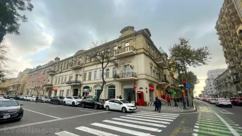 Kirayə verilir Ofis 60 m² Sahil m.