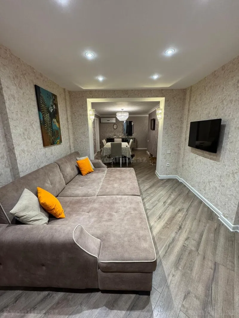 Satılır 4 otaqlı Mənzil Köhnə tikili 90 m² Yasamal - şəkil 2