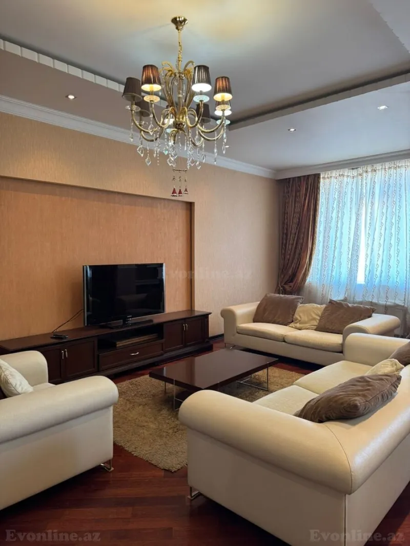 Kirayə verilir 3 otaqlı Mənzil Yeni tikili 175 m² 28 May m. - şəkil 11