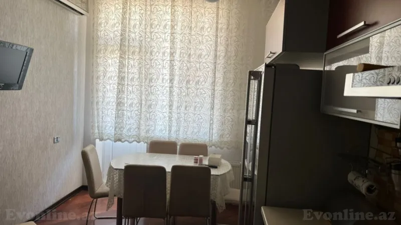 Kirayə verilir 3 otaqlı Mənzil Yeni tikili 175 m² 28 May m. - şəkil 17