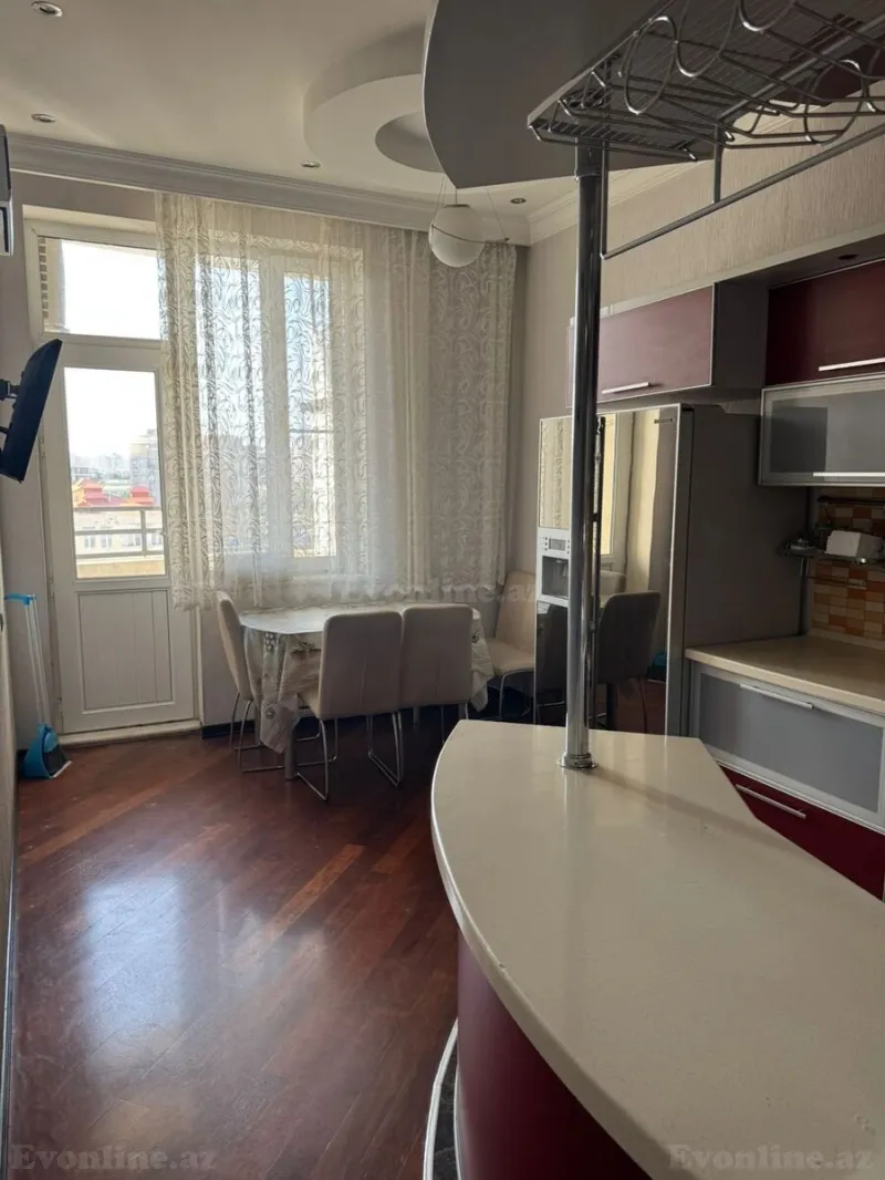 Kirayə verilir 3 otaqlı Mənzil Yeni tikili 175 m² 28 May m. - şəkil 18