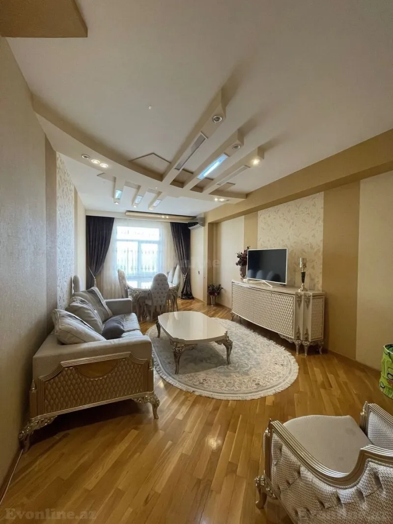 Satılır 3 otaqlı Mənzil Yeni tikili 117 m² 8-ci mikrorayon