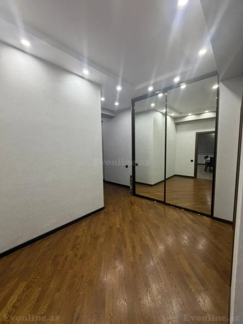 Satılır 3 otaqlı Mənzil Yeni tikili 107 m² 8-ci mikrorayon - şəkil 4
