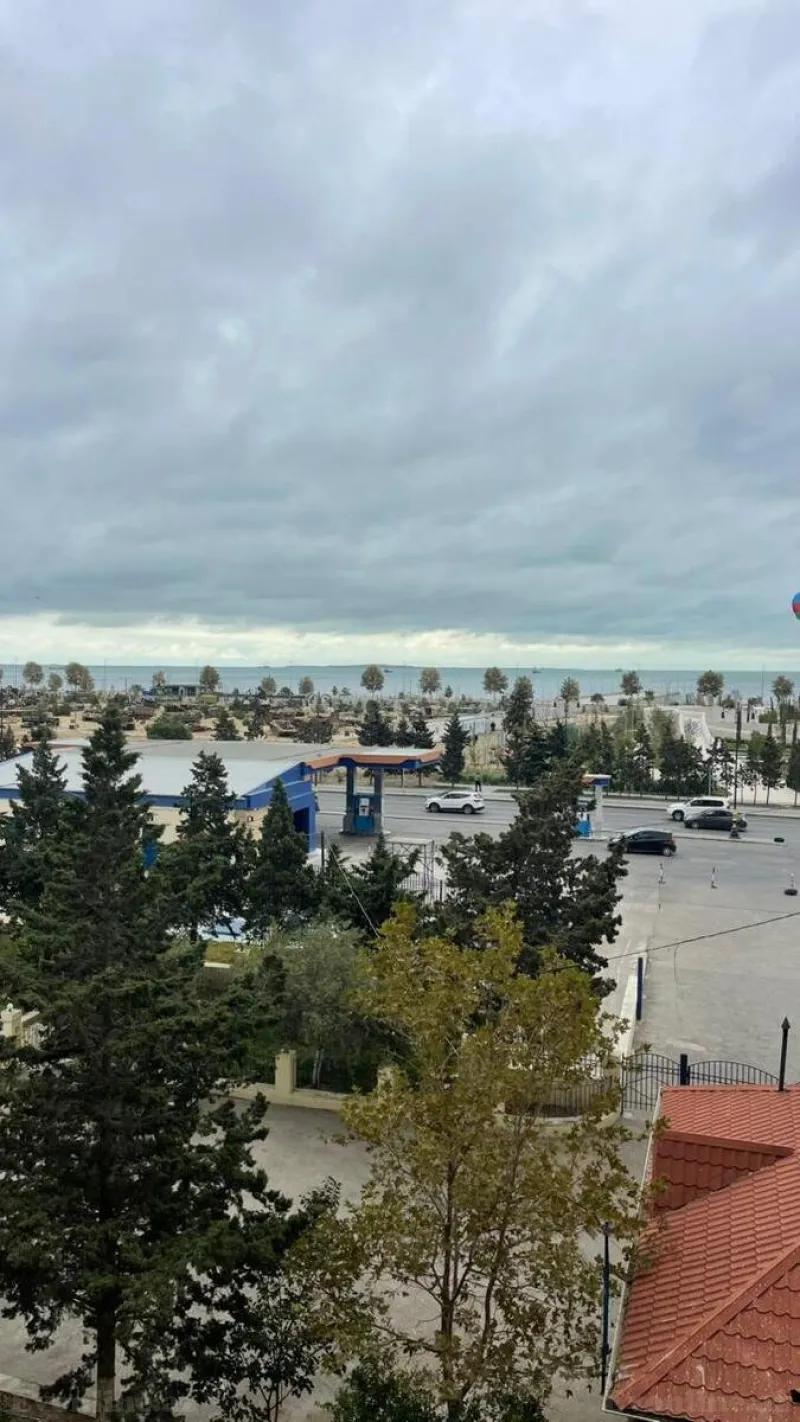 Satılır Obyekt 2000 m² Xətai r. - şəkil 2