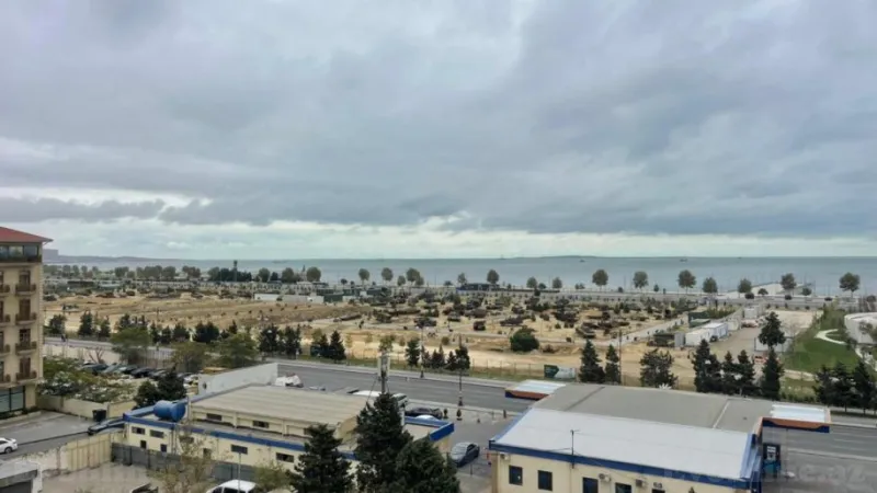 Satılır Obyekt 2000 m² Xətai r. - şəkil 3