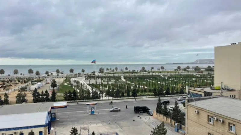 Satılır Obyekt 2000 m² Xətai r. - şəkil 5