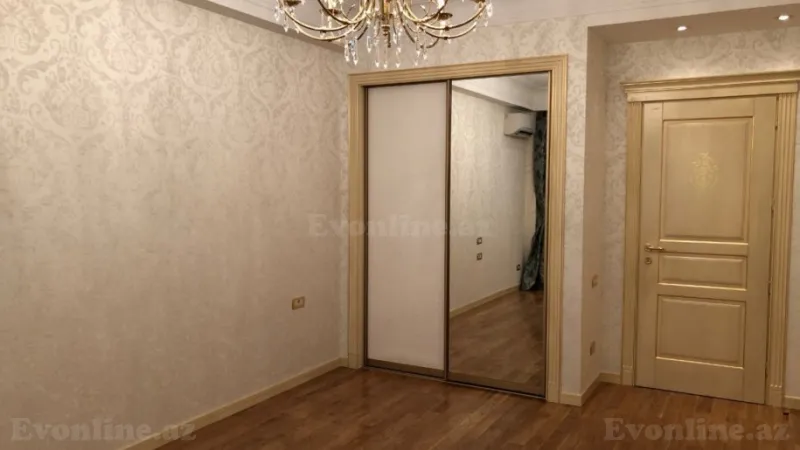 Satılır 4 otaqlı Mənzil Yeni tikili 200 m² Xətai m. - şəkil 16