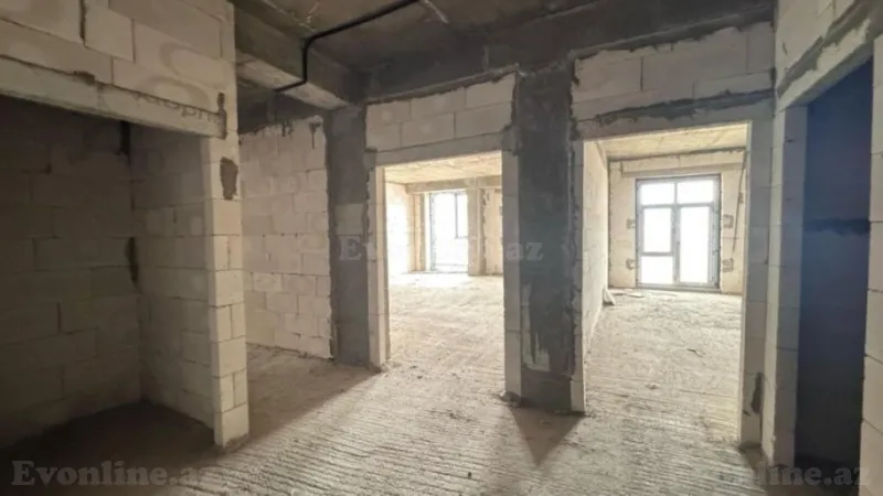 Satılır 2 otaqlı Mənzil Yeni tikili 80 m² Koroğlu m. - şəkil 5