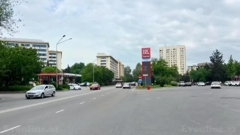 Satılır Obyekt 450 m² 8-ci mikrorayon