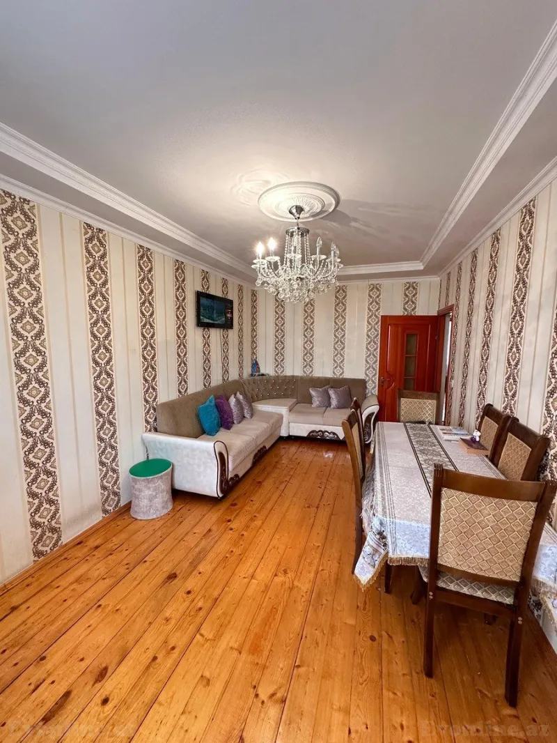 Satılır 3 otaqlı Mənzil Köhnə tikili 78 m² Suraxanı r. - şəkil 2