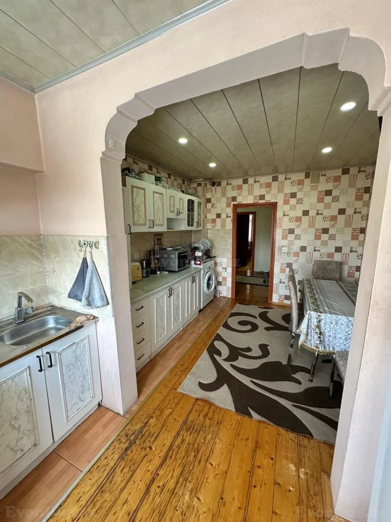 Satılır 3 otaqlı Mənzil Köhnə tikili 78 m² Suraxanı r. - şəkil 8