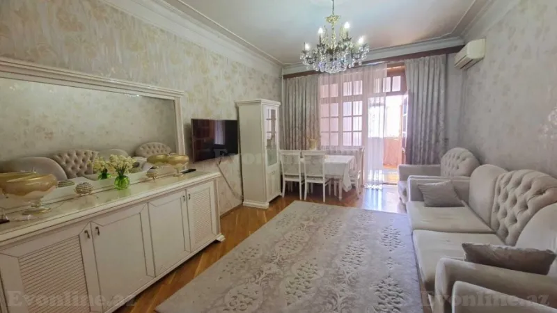 Satılır 3 otaqlı Mənzil Köhnə tikili 90 m² Nəriman Nərimanov m.