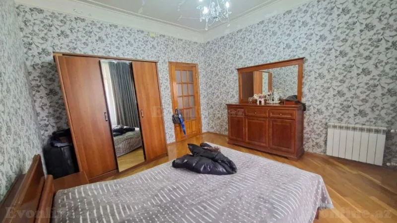 Satılır 3 otaqlı Mənzil Köhnə tikili 90 m² Nəriman Nərimanov m. - şəkil 13