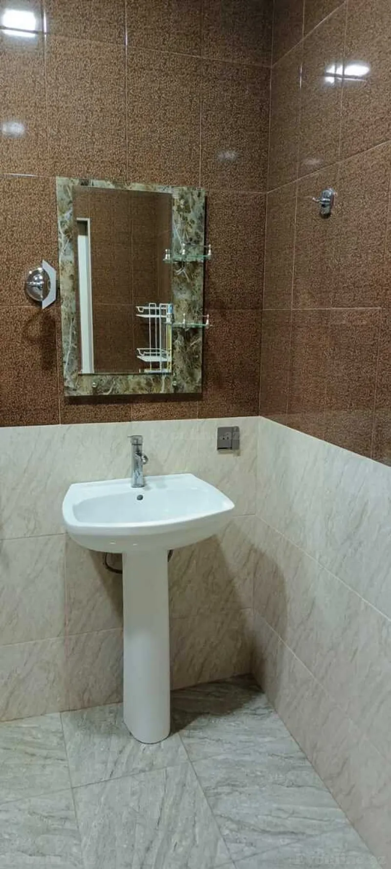 Kirayə verilir 1 otaqlı Mənzil Yeni tikili 41 m² Nərimanov r. - şəkil 15