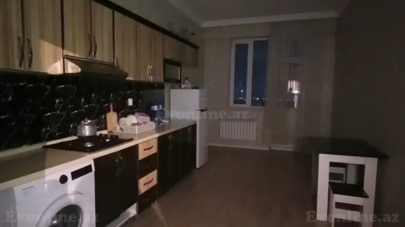 Bakı, Abşeron r., Sarayda 2 otaqlı mənzil kirayə verilir