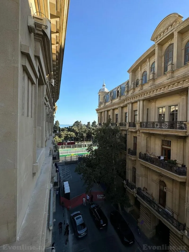 Kirayə verilir 4 otaqlı Mənzil Köhnə tikili 200 m² İçərişəhər m. - şəkil 2