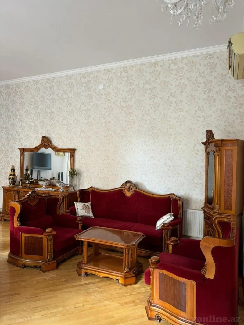 Kirayə verilir 4 otaqlı Mənzil Köhnə tikili 200 m² İçərişəhər m. - şəkil 19