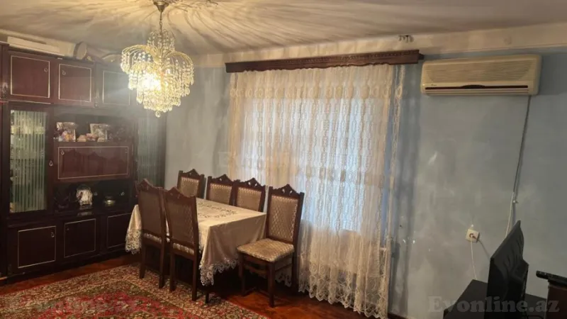 Satılır 3 otaqlı Mənzil Köhnə tikili 80 m² 8-ci kilometr