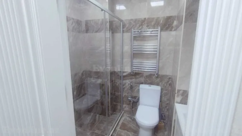 Satılır 3 otaqlı Mənzil Yeni tikili 60 m² Qara Qarayev m. - şəkil 21